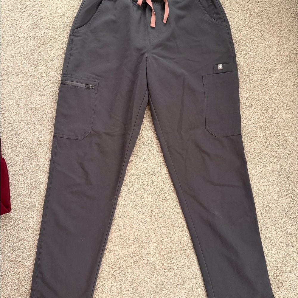 Figs Charcoal Yola high waisted scrub pants Medium